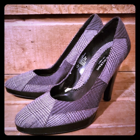 Issac Mizrahi - Picture 1 of 2